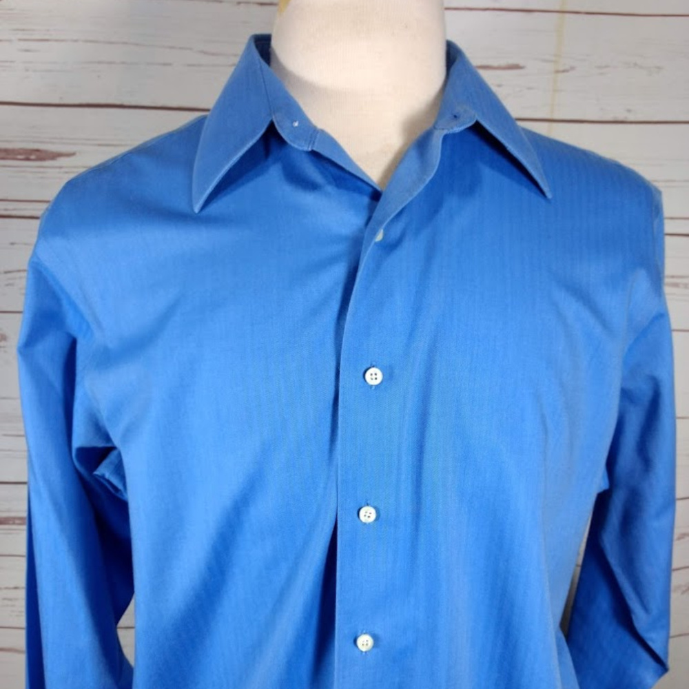 Brooks Bros Non Iron Button Down Blue Herringbone
